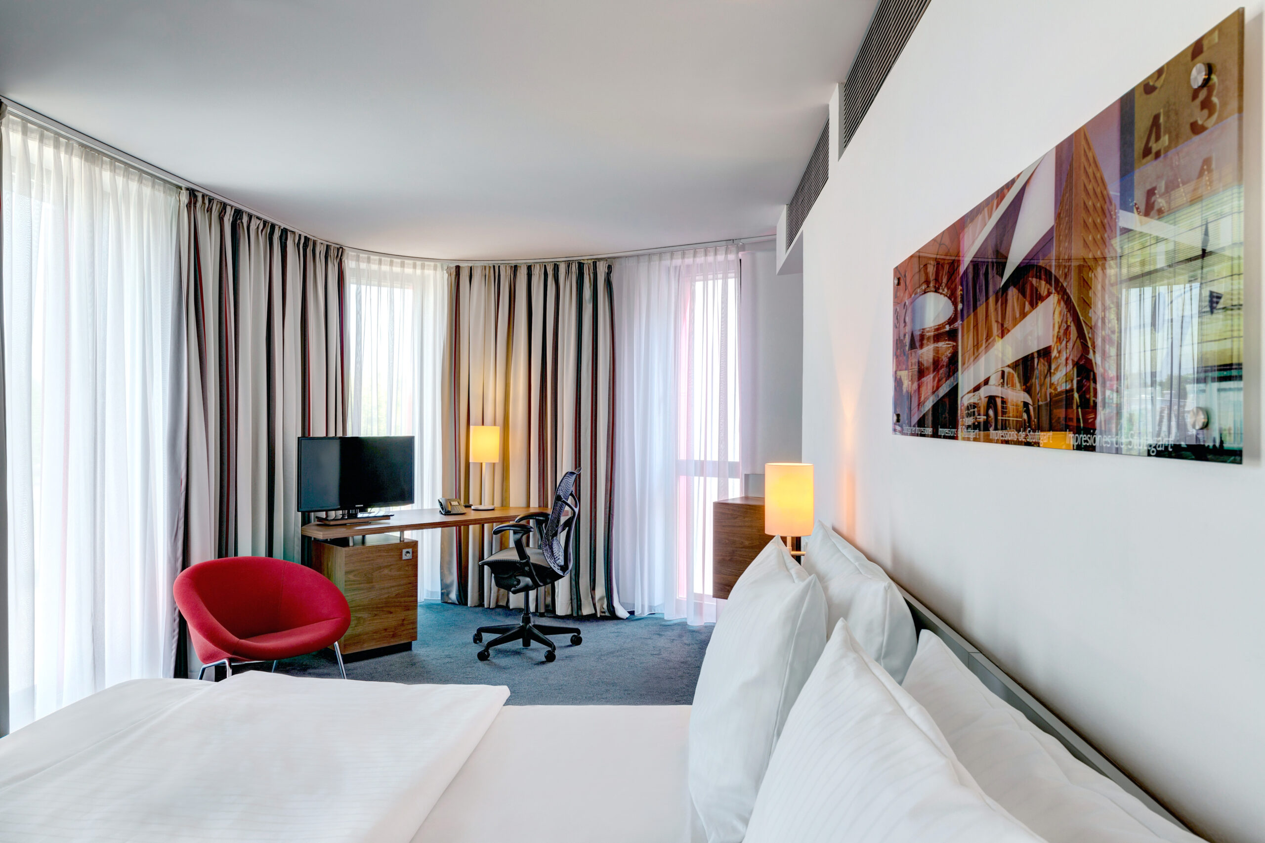 DEU, Deutschland, Stuttgart, 09.05.2016 - Hilton Garden Inn Stuttgart NeckarPark. Ein Hotel unter Management der Success Hotel Group.