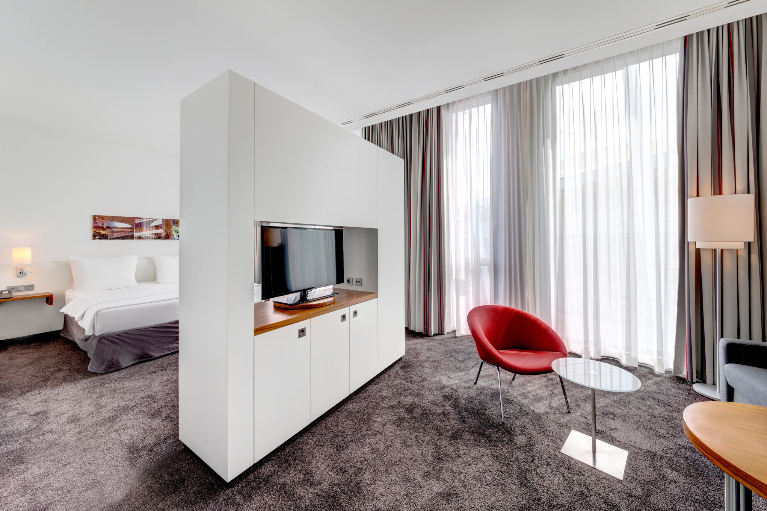 DEU, Deutschland, Stuttgart, 09.05.2016 - Hilton Garden Inn Stuttgart NeckarPark. Ein Hotel unter Management der Success Hotel Group.