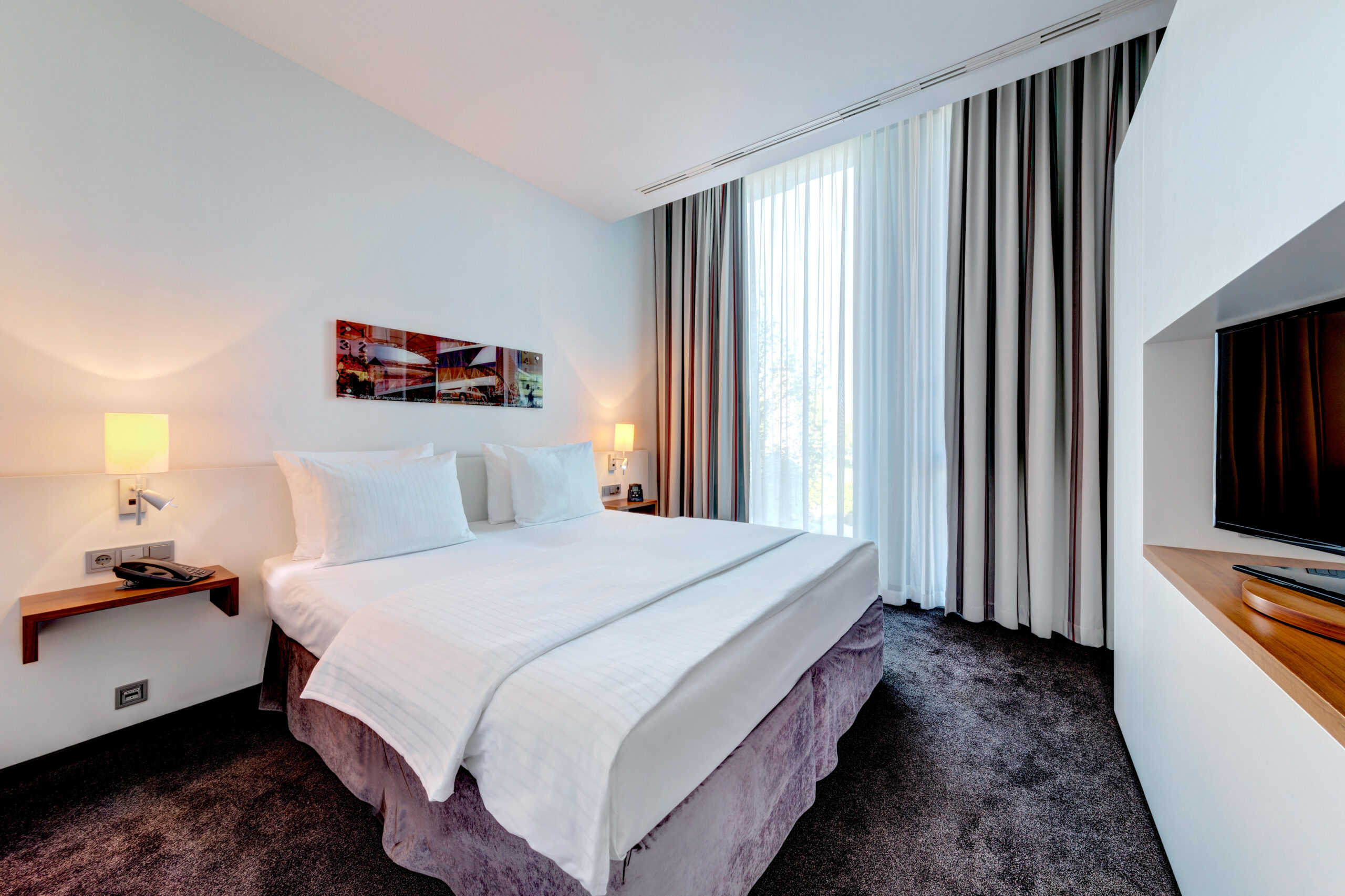DEU, Deutschland, Stuttgart, 09.05.2016 - Hilton Garden Inn Stuttgart NeckarPark. Ein Hotel unter Management der Success Hotel Group.